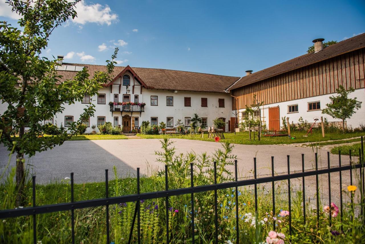 Biohof Puerten Waldkraiburg Exterior photo